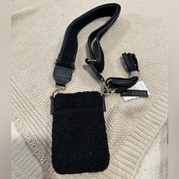 Kedzie Fireside Collection Phone Crossbody in Vegan Sherpa • Black • NWT - Picture 3 of 6